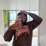 Sa Vaughn Miller - @scooptcq - Instagram