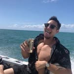 Vaughn Miller - @vaughnsmilesmile - Instagram