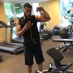 Vaughn Ross Jr - @_vbrezzy_4 - Instagram