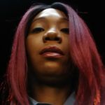 Vee Jones - @v_jonez - Instagram
