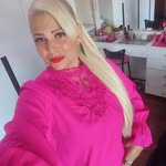 Vee Lopez - @lopes_veronika - Instagram
