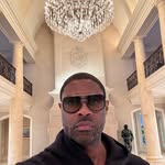 Vee Shaw - @versileshaw - Instagram