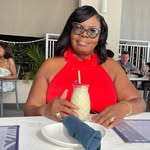 Vee Thomas - @veethomas37 - Instagram