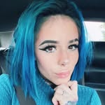 @vee_wallace - Instagram