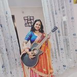 Veena Bhatt - @veena.bhatt.10 - Instagram
