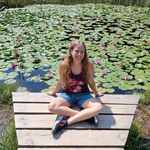 Vera Blumentier Adler - @anth0zoa - Instagram