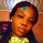 Lois Vera Collins - @verasochikamma - Instagram