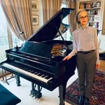 Vera Moore’s Piano - @veramoore.piano - Instagram