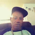 Rayvern Armstrong - @armstrongrayvern - Instagram