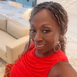 Vernetta Hill - @mybestlifetravels - Instagram