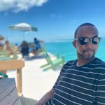 Vernon Avila - @v_dizzle05 - Instagram