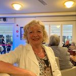 Veronica Ballard - @verondevon - Instagram