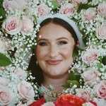 roni bundy (taylor’s version) - @veronicabellebundy - Instagram