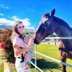 Veronica (Beach) Betts - @veronicabeach_ - Instagram