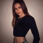 @veronica._bey - Instagram