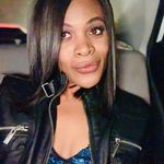 Veronica Bland - @ronibland - Instagram