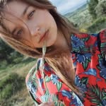 Veronica Bloomfield - @yzg5mbwi4j2hd - Instagram