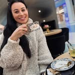 @veronicacycoffey - Instagram