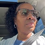 Veronica Copeland - @naturallylovely2010 - Instagram