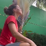 Veronica Dutton | Yoga para terceira idade - @veronicadutton_ - Instagram