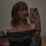 𝑊 𝑒 𝑟 𝑜 𝑛 𝑖 𝑘 𝑘 𝑘 🌙 - @veronicadybe - Instagram