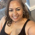 Veronica Traylor-Field - @foxy_ronnie - Instagram