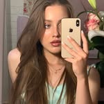 Verônica Leger - @veronicaleger24 - Instagram