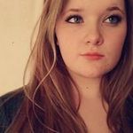Veronica Lowry - @veronica.lowry.79 - Instagram