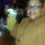 Veronica Mays - @beebeemays1950 - Instagram