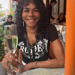 Veronica Negron - @mythreegirls2020.vn - Instagram