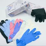 Veronica Schmitz - @aivinylgloves - Instagram