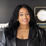 Veronica Smith - @vee_withtheeye - Instagram