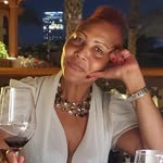 Veronica Stern - @crystalconnections - Instagram
