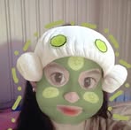 Vi Phan Hạnh Nguyên - Facebook