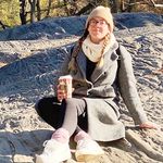 Victoria Bishop - @vicbishop2020 - Instagram