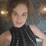 Victoria Gilbert - @victoriag.bert - Instagram