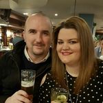 Vicki Barr - @toribarr2 - Instagram