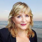 Vicki Barton - @vickisellsmyrtlebeach - Instagram