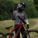 Victoria Baumgartner - @vickyy.mtb - Instagram