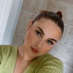 VickiBenes - @vickibenes4 - Instagram