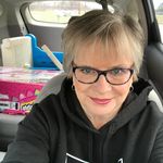 Vicki Bray - @vickibray123 - Instagram