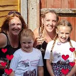 Vicki Gammon - @vicki.gammon.71 - Instagram