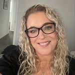 Vicki Grant - @vicki_grant77 - Instagram