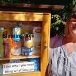 Vicki Holt - @vicki_pets - Instagram