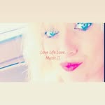 Vicky Lilly - @vickylilly01 - Instagram