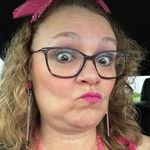 Vicki Page Fox - @vickifox2020 - Instagram