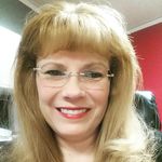 Vicki Powell - @trixie69cougar - Instagram
