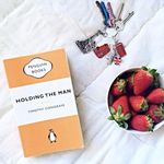 Vicki - @vickireads - Instagram
