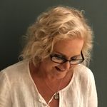 Vicki Schofield - @vicki.schofield1 - Instagram