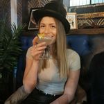 Vicki Schofield - @vkmsco - Instagram